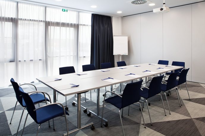 Imagen de los interiores del Hotel Holiday Inn Express Sindelfingen, An Ihg. Foto 18