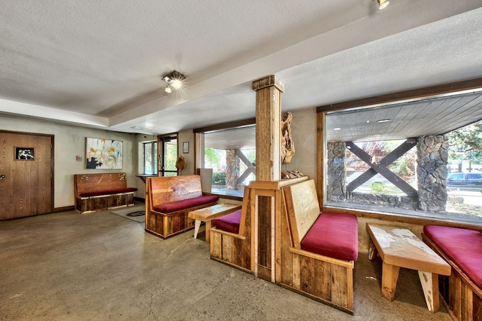 Imagen de los interiores del Hotel Holiday Inn Express South Lake Tahoe, Lago Tahoe. Foto 16