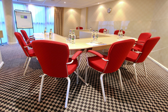 Imagen de los interiores del Hotel Holiday Inn Express Southampton M27 Jct7, An Ihg. Foto 14