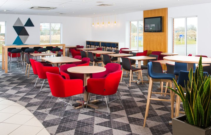 Imagen de los interiores del Hotel Holiday Inn Express Southampton - West, An Ihg. Foto 18