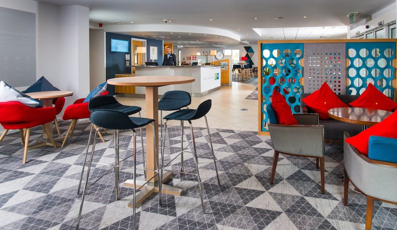 Imagen de los interiores del Hotel Holiday Inn Express Southampton - West, An Ihg. Foto 19