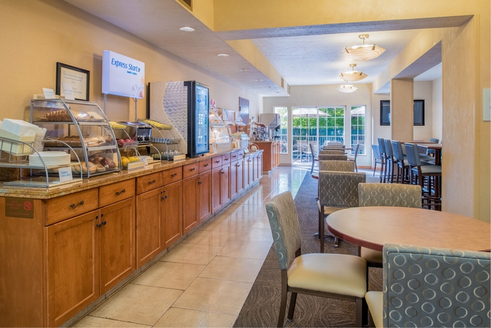 Imagen del bar/restaurante del Hotel Holiday Inn Express Spokane-valley, An Ihg. Foto 1