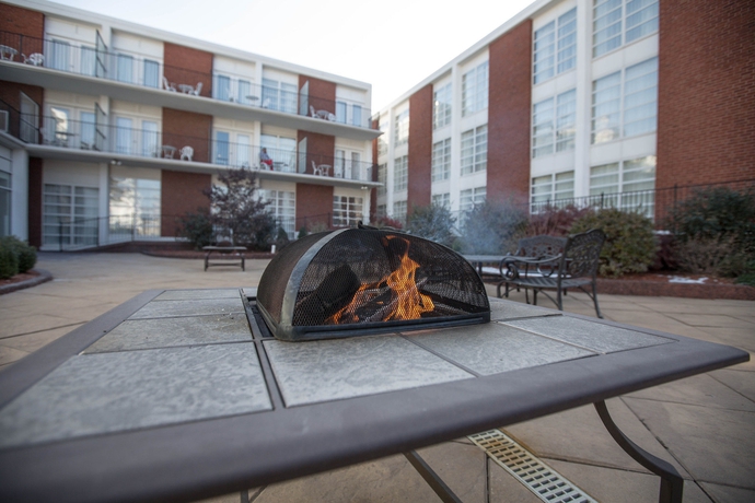 Imagen de los exteriores del Hotel Holiday Inn Express St Louis - Central West End, An Ihg. Foto 7