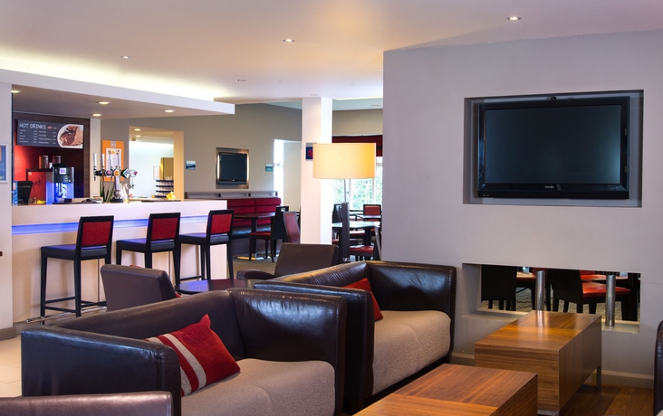 Imagen de los interiores del Hotel Holiday Inn Express Stoke On Trent, An Ihg. Foto 16