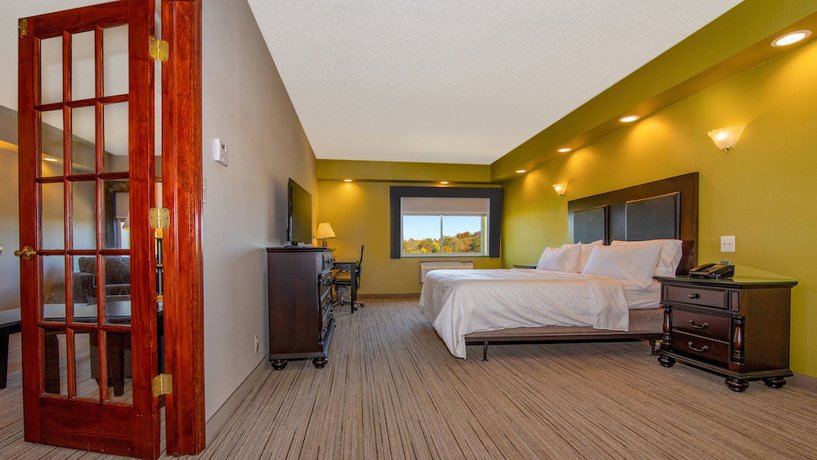 Imagen de la habitación del Hotel Holiday Inn Express Stony Brook-Long Island. Foto 15