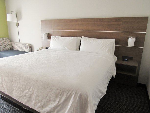 Imagen de la habitación del Hotel Holiday Inn Express Stuart, an IHG. Foto 2