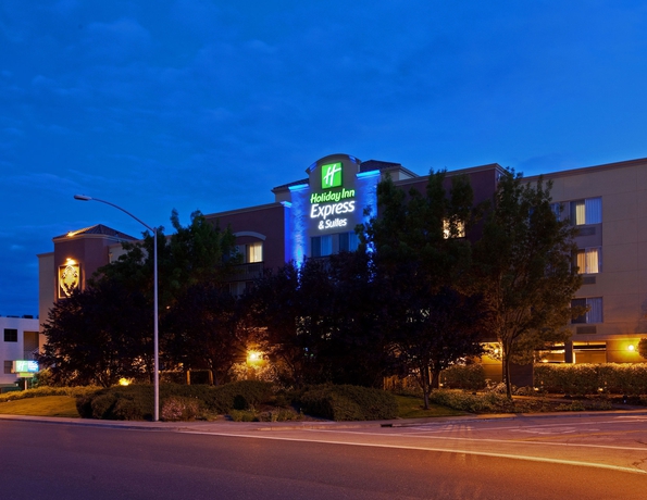 Imagen de los exteriores del Hotel Holiday Inn Express Suites Belmont, An Ihg. Foto 10