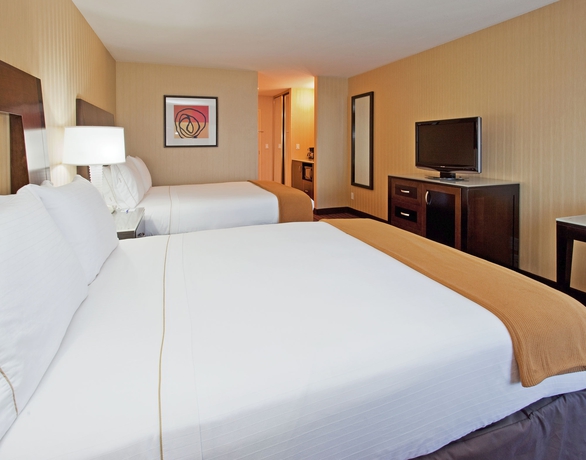 Imagen de la habitación del Hotel Holiday Inn Express Suites Belmont, An Ihg. Foto 7