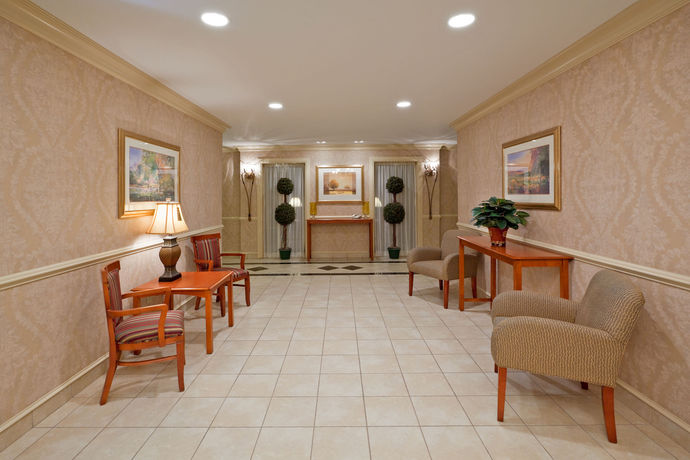 Imagen de los interiores del Hotel Holiday Inn Express Suites Clifton Park. Foto 14