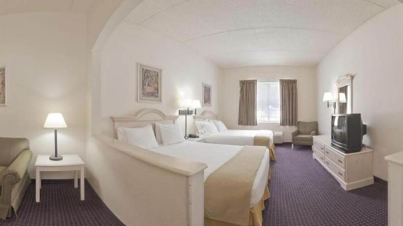 Imagen de la habitación del Hotel Holiday Inn Express Suites Plant City, An Ihg. Foto 7