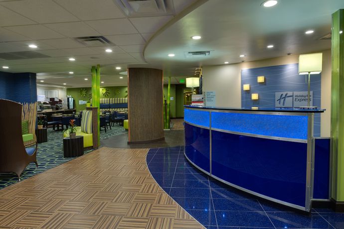Imagen de los interiores del Hotel Holiday Inn Express Suites Plant City, An Ihg. Foto 19