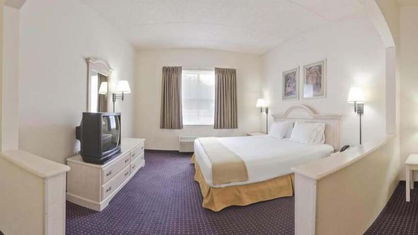 Imagen de la habitación del Hotel Holiday Inn Express Suites Plant City, An Ihg. Foto 15