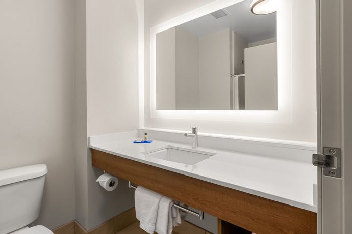 Imagen de la habitación del Hotel Holiday Inn Express Suites Sumner, an IHG. Foto 13