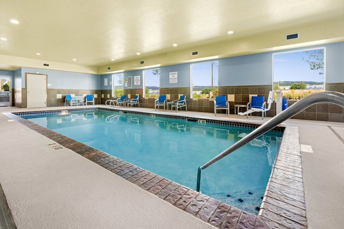 Imagen de la piscina del Hotel Holiday Inn Express Suites Sumner, an IHG. Foto 20