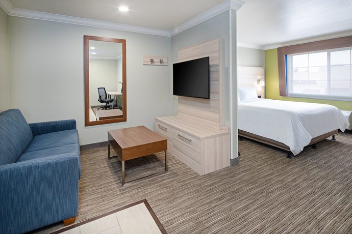 Imagen de la habitación del Hotel Holiday Inn Express Suites Watsonville, An Ihg. Foto 15