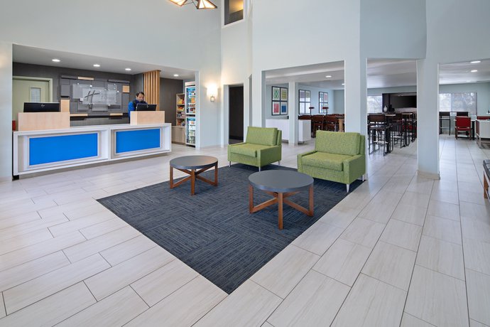 Imagen de los interiores del Hotel Holiday Inn Express Suites Watsonville, An Ihg. Foto 18