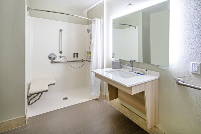Imagen de la habitación del Hotel Holiday Inn Express Suites Watsonville, An Ihg. Foto 16