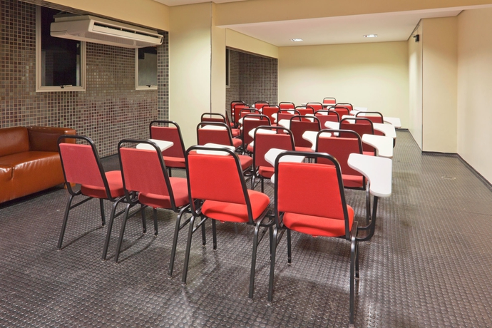 Imagen de los interiores del Hotel Holiday Inn Express Sumare Ave. - Sao Paulo. Foto 15
