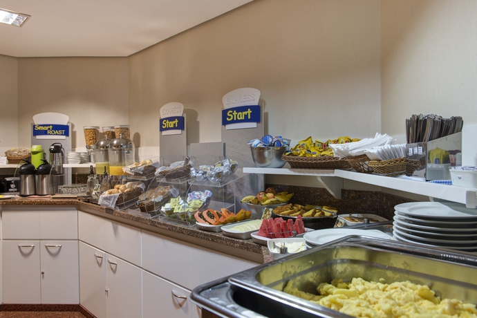 Imagen del bar/restaurante del Hotel Holiday Inn Express Sumare Ave. - Sao Paulo. Foto 4