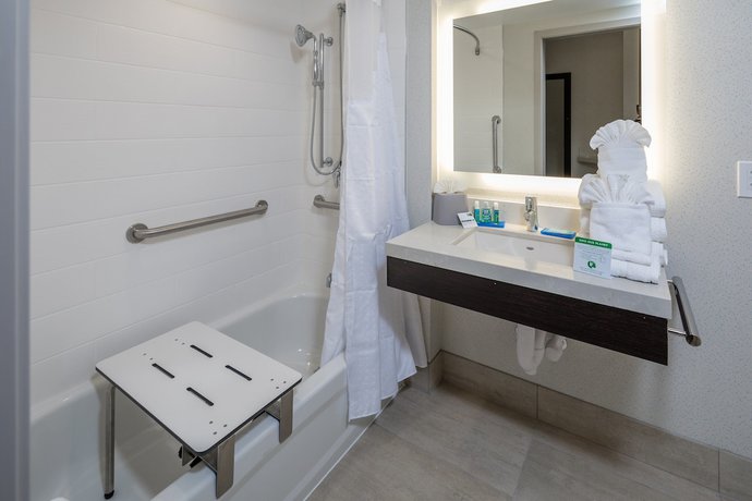 Imagen de la habitación del Hotel Holiday Inn Express Sunnyvale - Silicon Valley, an IHG. Foto 4