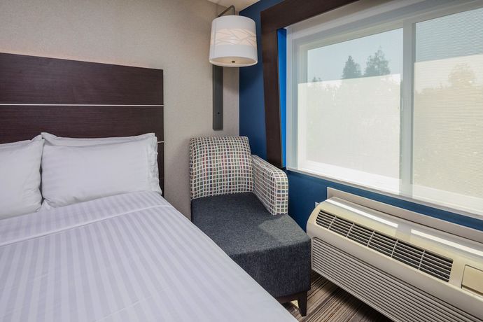 Imagen de la habitación del Hotel Holiday Inn Express Sunnyvale - Silicon Valley, an IHG. Foto 11