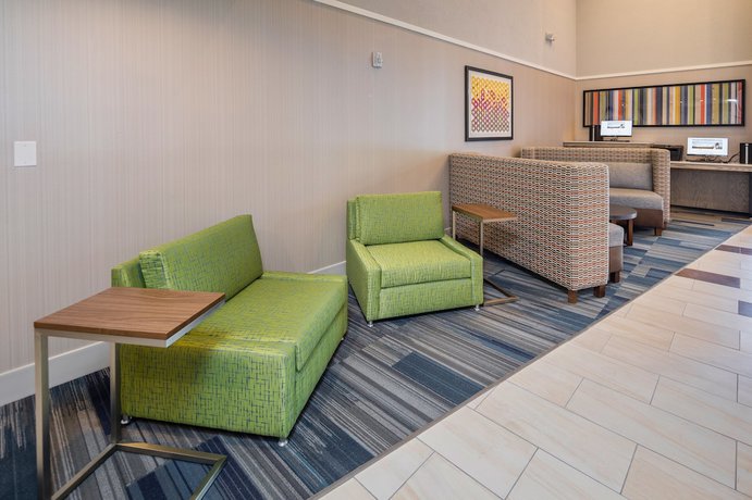 Imagen de los interiores del Hotel Holiday Inn Express Sunnyvale - Silicon Valley, an IHG. Foto 19