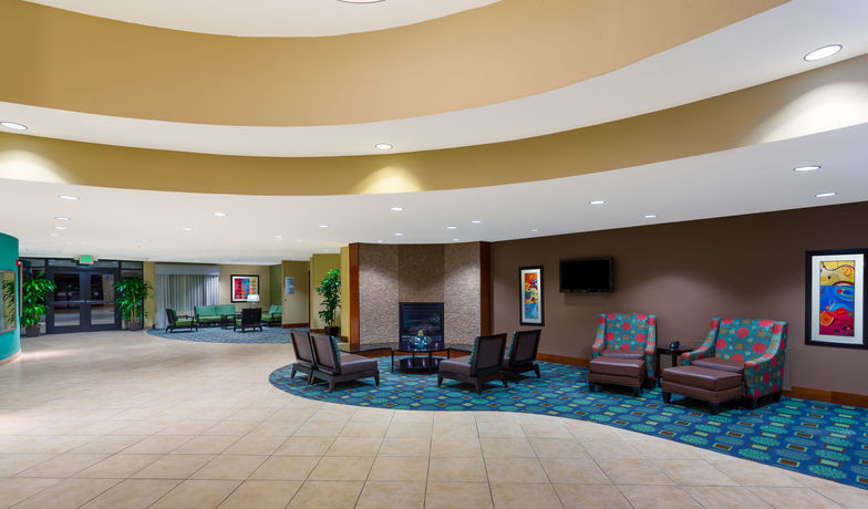 Imagen de los interiores del Hotel Holiday Inn Express Surprise. Foto 11