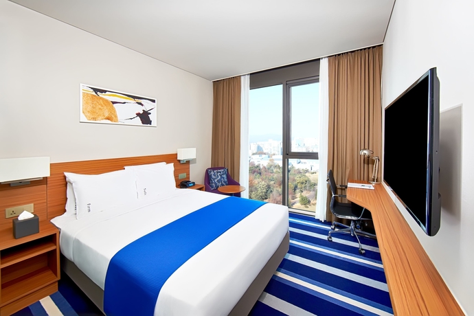 Imagen de la habitación del Hotel Holiday Inn Express Suwon Ingye. Foto 4