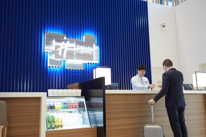 Imagen de los interiores del Hotel Holiday Inn Express Suwon Ingye. Foto 17