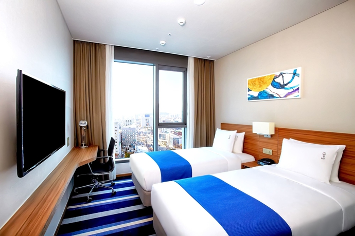 Imagen de la habitación del Hotel Holiday Inn Express Suwon Ingye. Foto 9