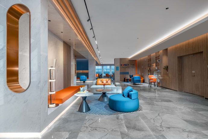 Imagen de los interiores del Hotel Holiday Inn Express Suzhou Shihu University Town. Foto 17
