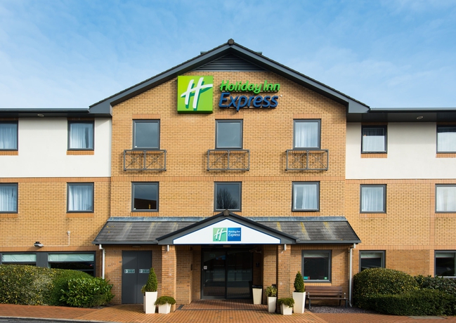 Imagen general del Hotel Holiday Inn Express Swansea - East, An Ihg. Foto 2