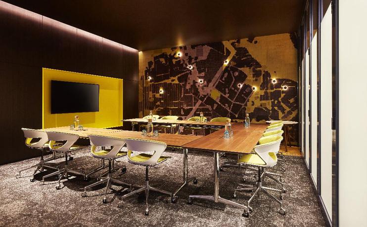 Imagen de los interiores del Hotel Holiday Inn Express Sydney Airport, An Ihg. Foto 17