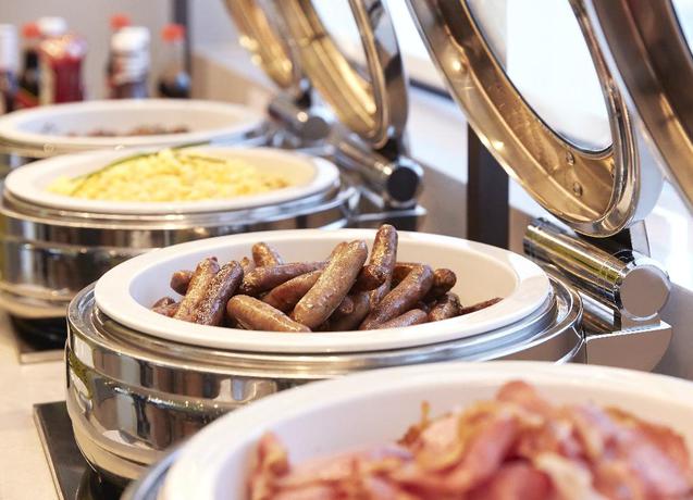 Imagen del bar/restaurante del Hotel Holiday Inn Express Sydney Airport, An Ihg. Foto 5