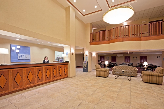 Imagen de los interiores del Hotel Holiday Inn Express Syracuse-Fairgrounds. Foto 16