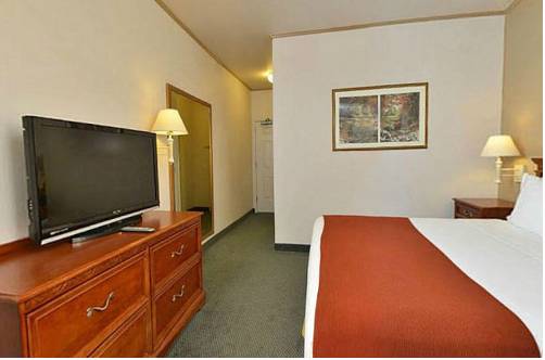 Imagen de la habitación del Hotel Holiday Inn Express Tacoma South Lakewood, An Ihg. Foto 6