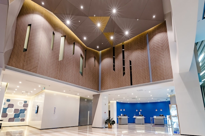Imagen de los interiores del Hotel Holiday Inn Express Taian City Center. Foto 16