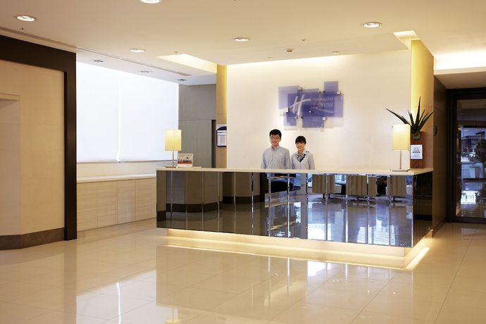 Imagen de los interiores del Hotel Holiday Inn Express Taichung Park, An Ihg. Foto 18