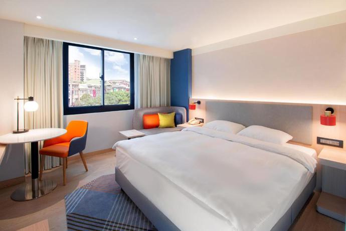 Imagen de la habitación del Hotel Holiday Inn Express Taipei Train Station by IHG. Foto 9