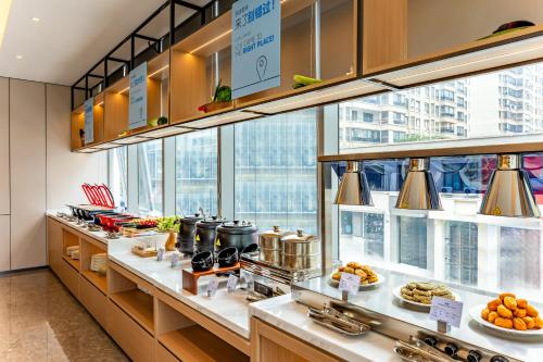 Imagen general del Hotel Holiday Inn Express Taizhou City Center, an IHG. Foto 3