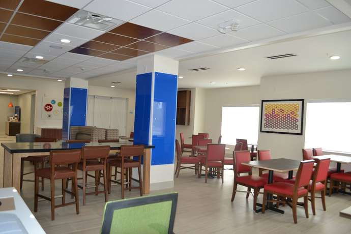 Imagen de la habitación del Hotel Holiday Inn Express Tallahassee University Central, An Ihg. Foto 11