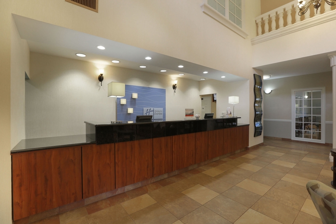 Imagen de los interiores del Hotel Holiday Inn Express Tampa N I-75 - University Area. Foto 12