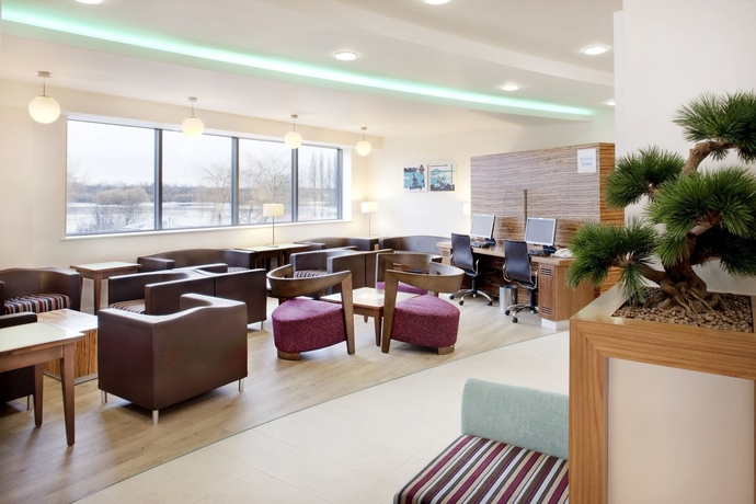 Imagen de los interiores del Hotel Holiday Inn Express Tamworth. Foto 14