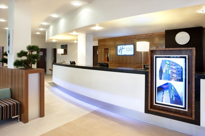 Imagen de los interiores del Hotel Holiday Inn Express Tamworth. Foto 15