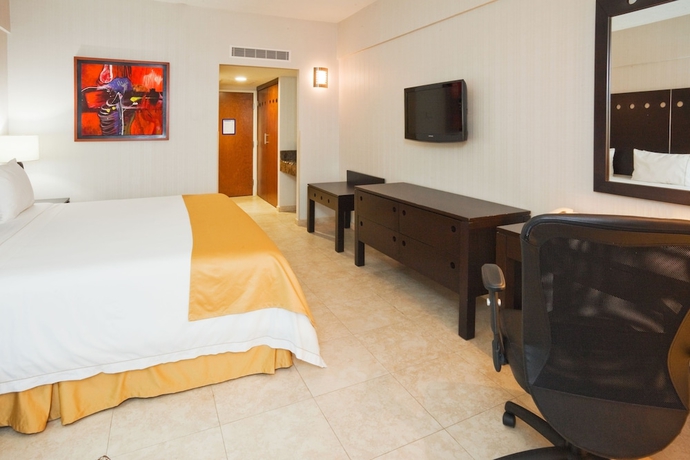 Imagen de la habitación del Hotel Holiday Inn Express Tapachula. Foto 4