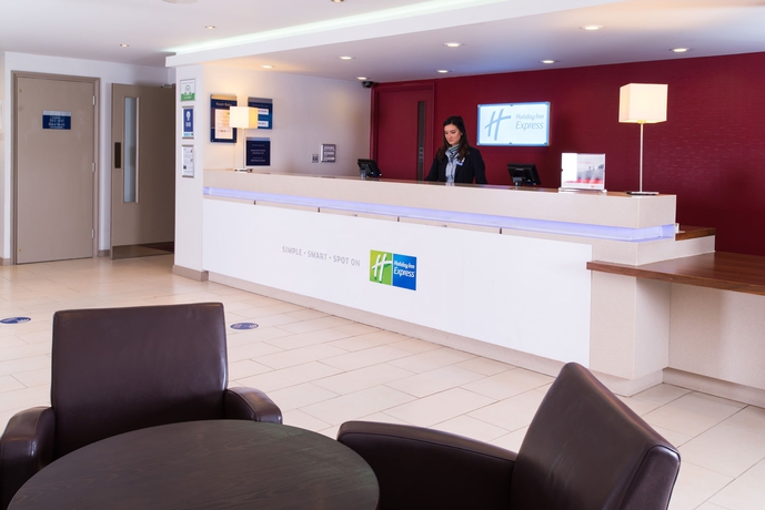Imagen de los interiores del Hotel Holiday Inn Express Taunton East, an IHG Hotel. Foto 14