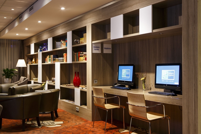 Imagen de los interiores del Hotel Holiday Inn Express The Hague - Parliament. Foto 15