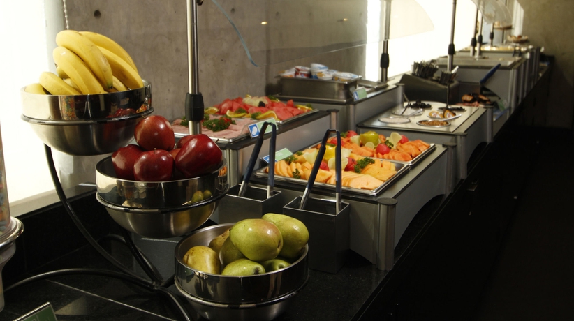 Imagen del bar/restaurante del Hotel Holiday Inn Express Toluca Galerias Metepec. Foto 5