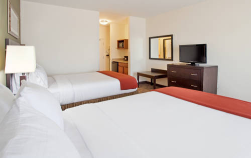 Imagen de la habitación del Hotel Holiday Inn Express Topeka North. Foto 9