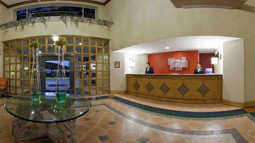 Imagen de los interiores del Hotel Holiday Inn Express Torreon, An Ihg. Foto 15